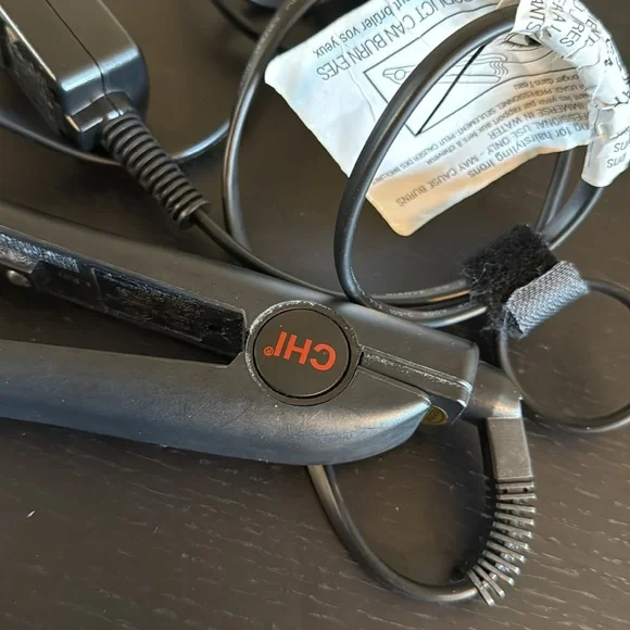 Chi Global Beauty Network Inc. Flat Iron - Picture 3 of 12